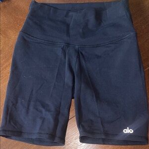 ALO Yoga Women's biker Black Shorts